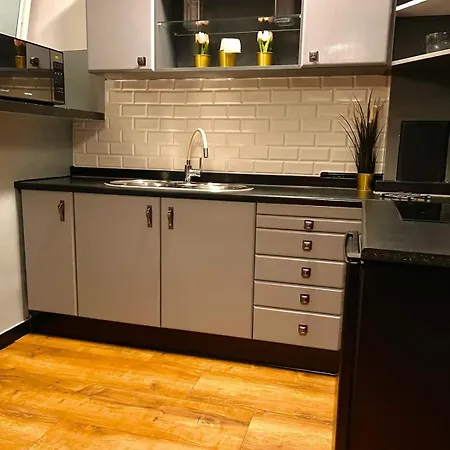 Premium Center Golden Street